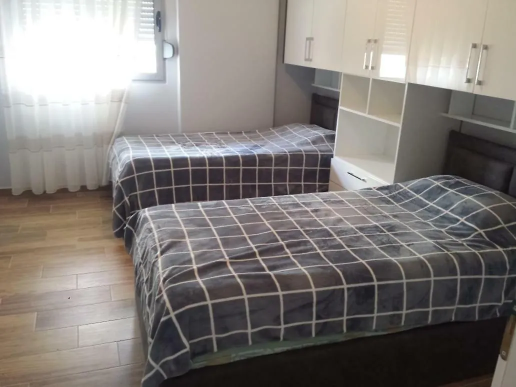 Rruga 1 Maji Apartment Vlore